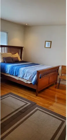 a view of sitting area in the room