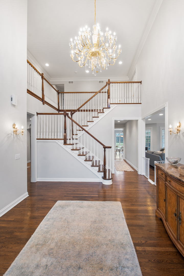 1830 Telegraph Road Lake Forest, IL 60045 - Photo 4 of 33 a view of entryway and hall with wooden floor