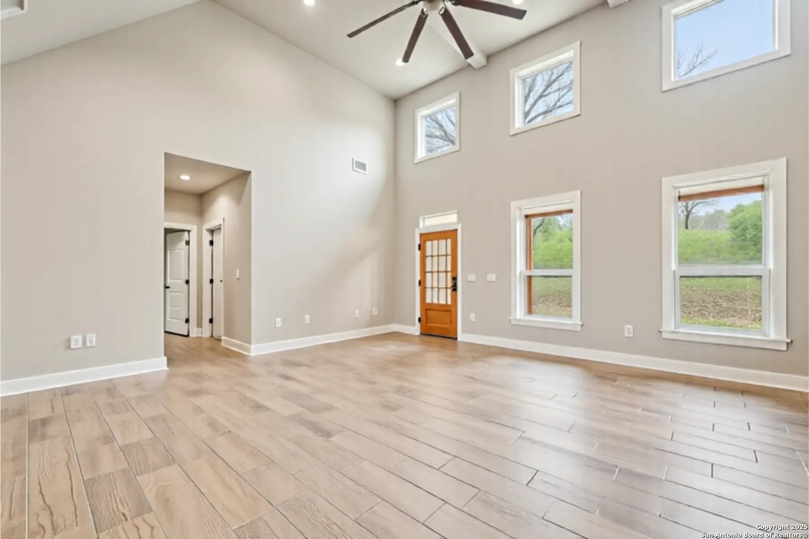 205 Patchwork Corners Poteet, TX 78065 - Photo 11 of 42