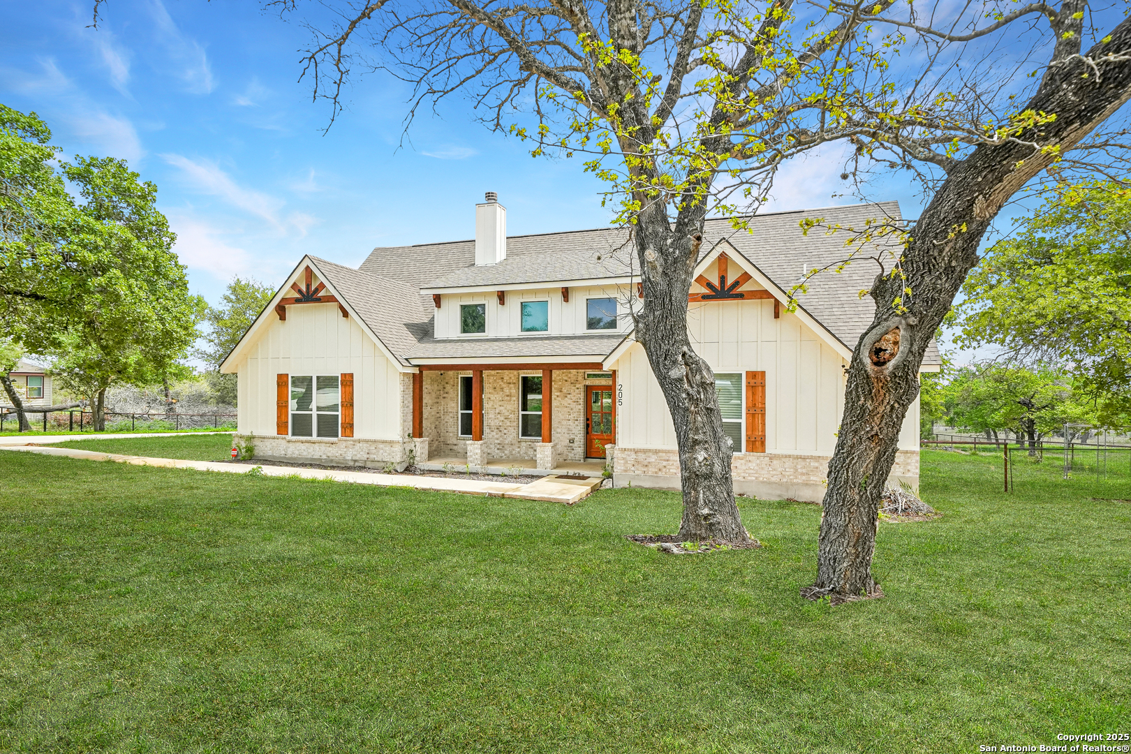 205 Patchwork Corners Poteet, TX 78065 - Photo 2 of 42