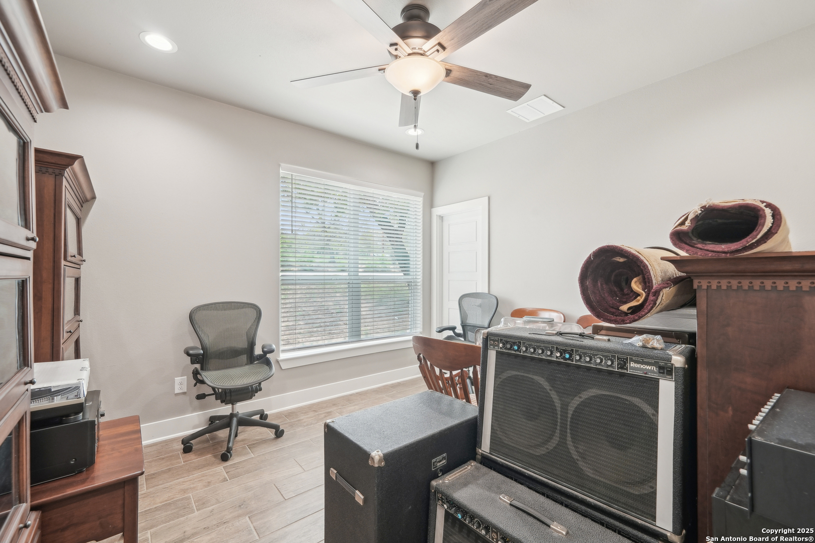 205 Patchwork Corners Poteet, TX 78065 - Photo 26 of 42