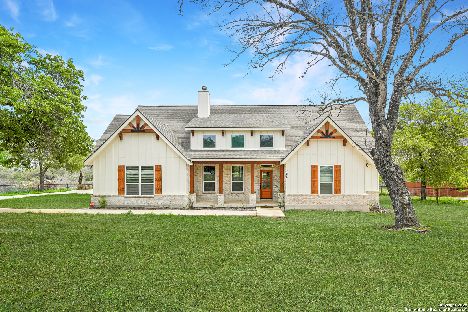205 Patchwork Corners Poteet, TX 78065 - Photo 3 of 42