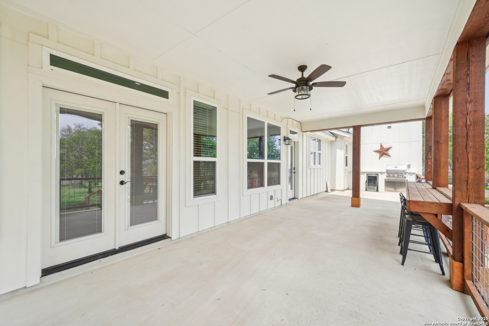 205 Patchwork Corners Poteet, TX 78065 - Photo 35 of 42