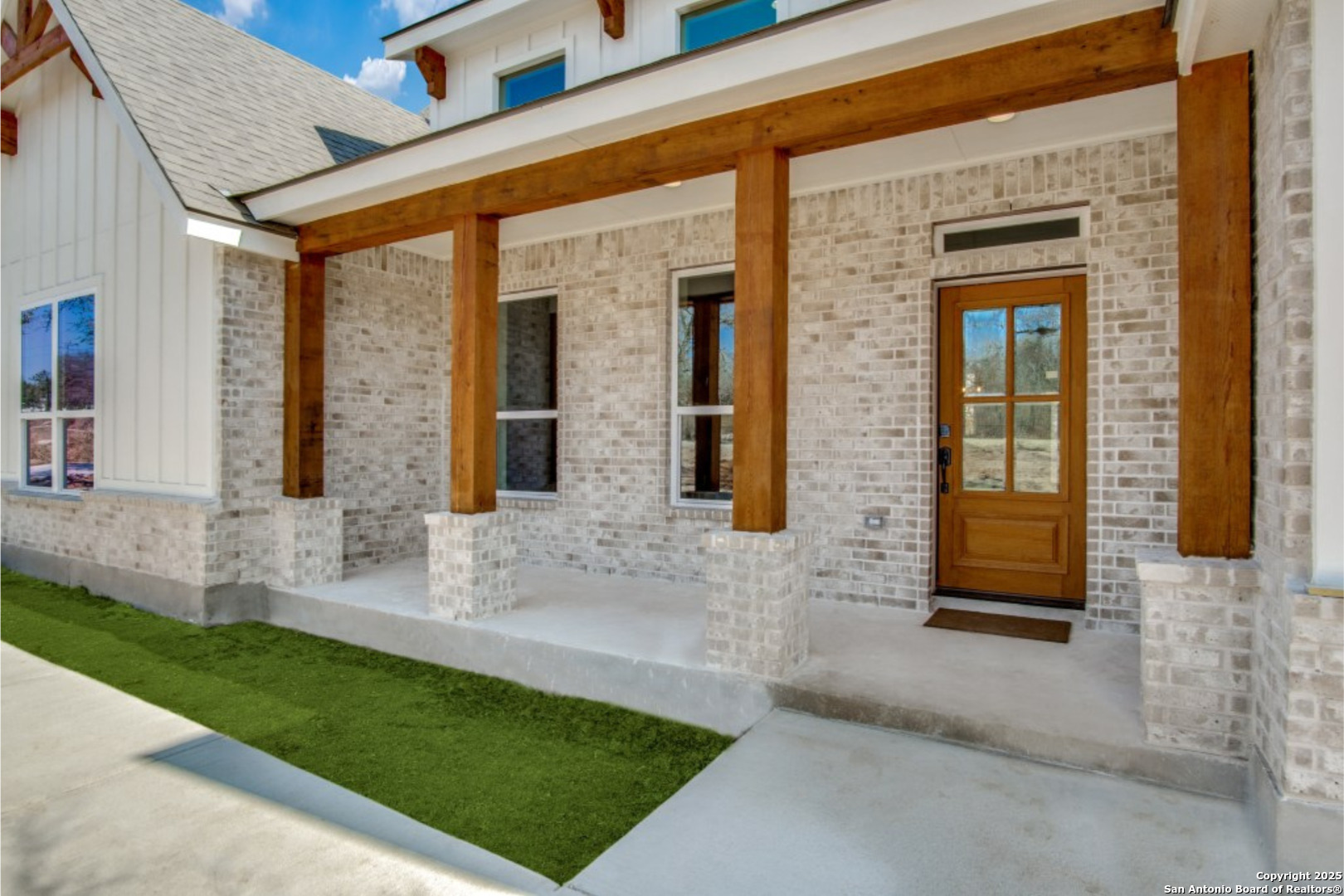 205 Patchwork Corners Poteet, TX 78065 - Photo 5 of 42