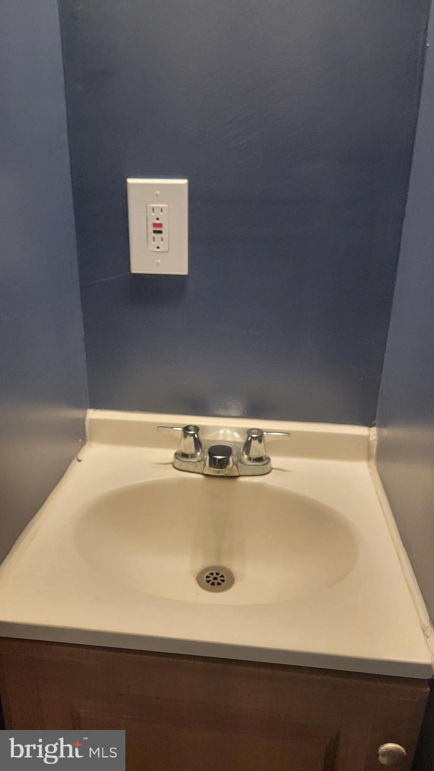 419 Oneida Place Northwest Washington, DC 20011 - Photo 21 of 63