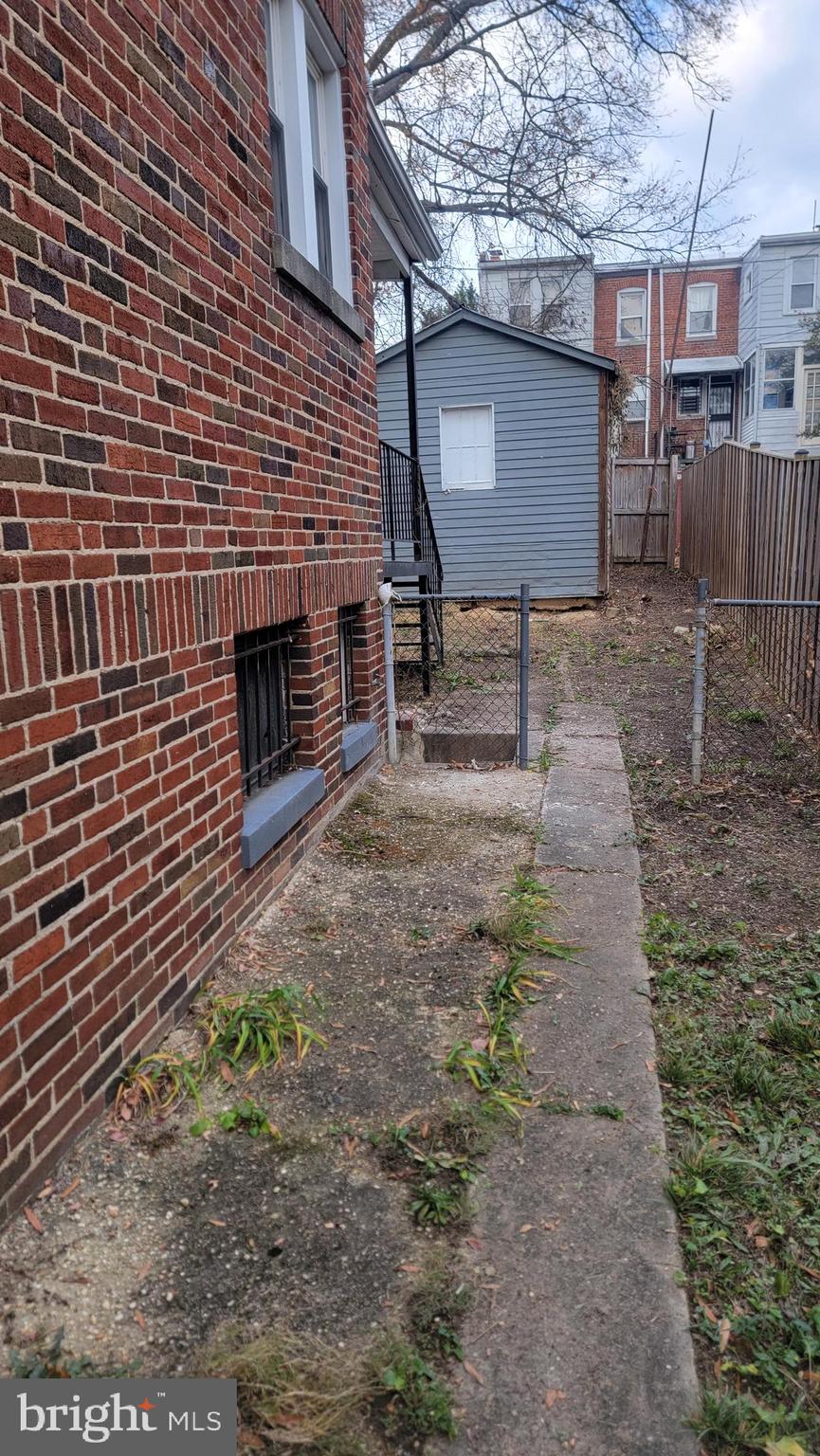 419 Oneida Place Northwest Washington, DC 20011 - Photo 58 of 63