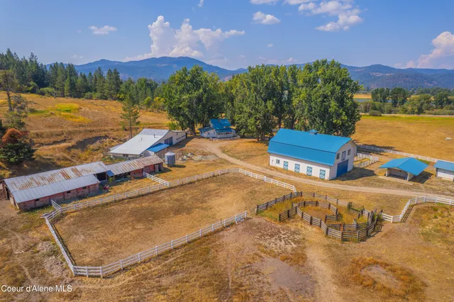 $1,325,000 | 17778 East Canary Creek Road, Cataldo, ID 83810