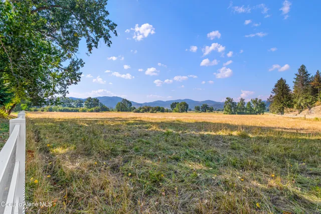 $1,325,000 | 17778 East Canary Creek Road, Cataldo, ID 83810