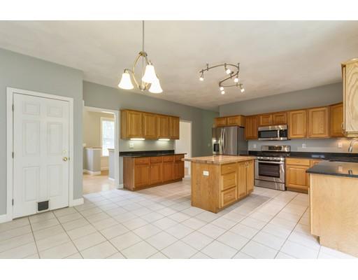 9 Hadley Road Pepperell, MA 01463 - Photo 5 of 25 Gallery Image 5