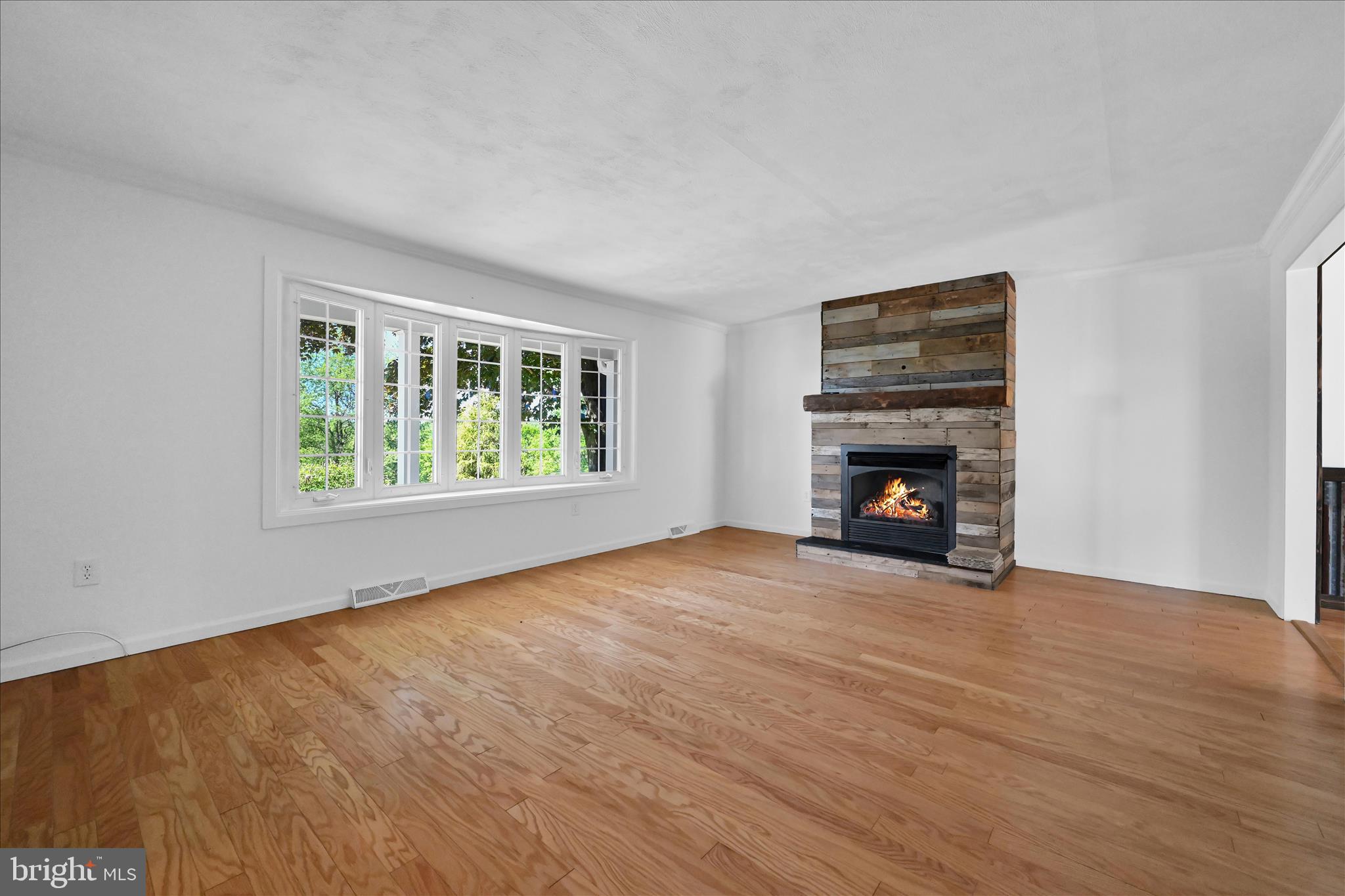 44 Ridgeview Drive Quarryville, PA 17566 - Photo 9 of 43 Living Room