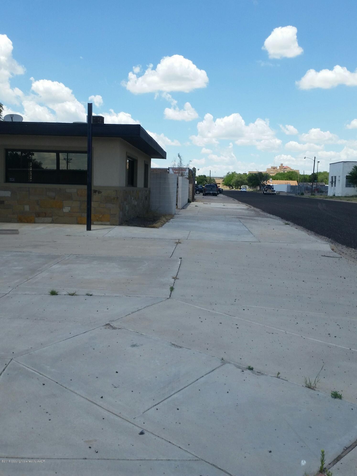 301 South Tyler Street Amarillo, TX 79101 - Photo 3 of 22 a view of a terrace