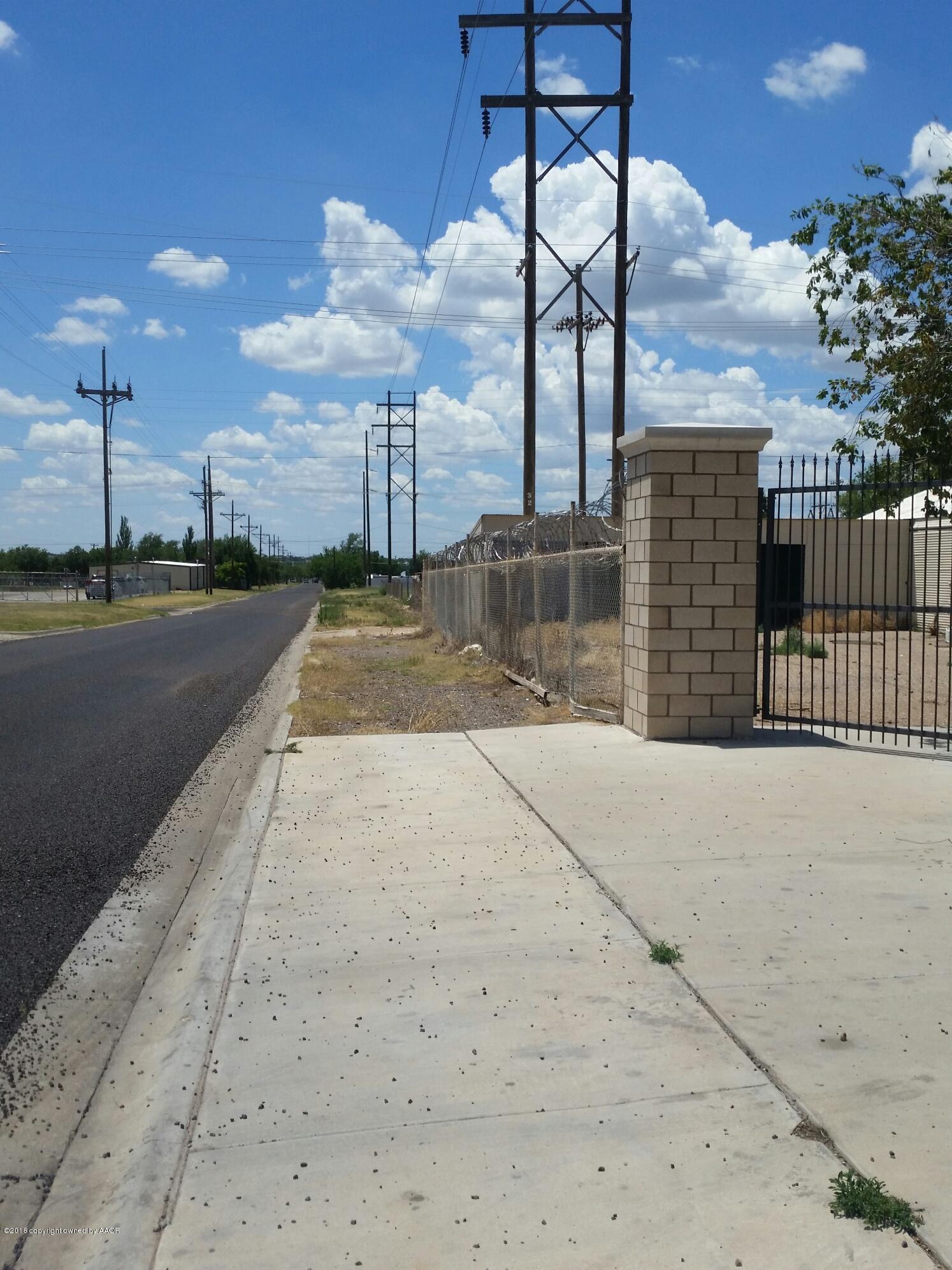 301 South Tyler Street Amarillo, TX 79101 - Photo 7 of 22 a view of a basketball court