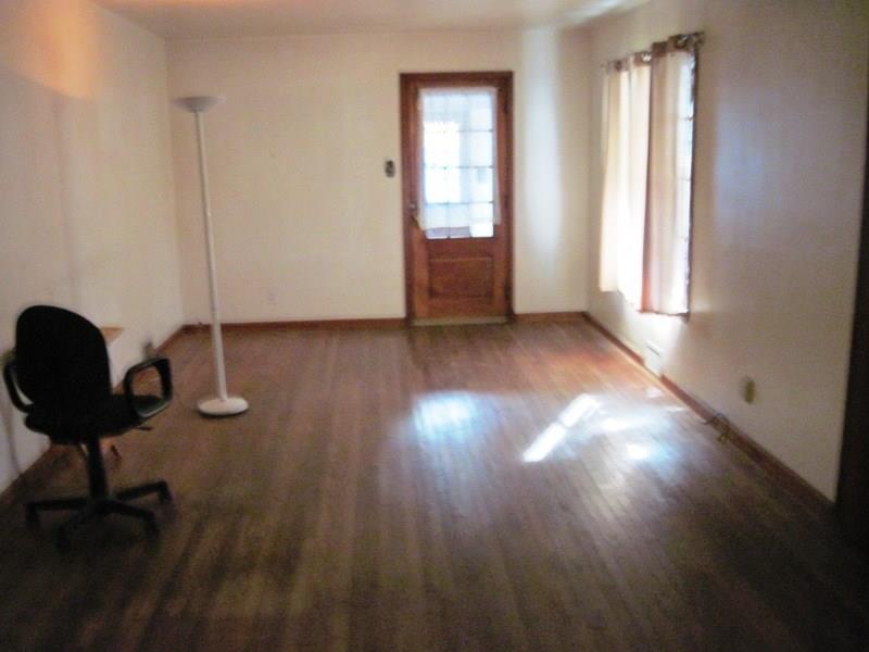 3229 South Brill Road Indianapolis, IN 46227 - Photo 3 of 8 Gallery Image 3
