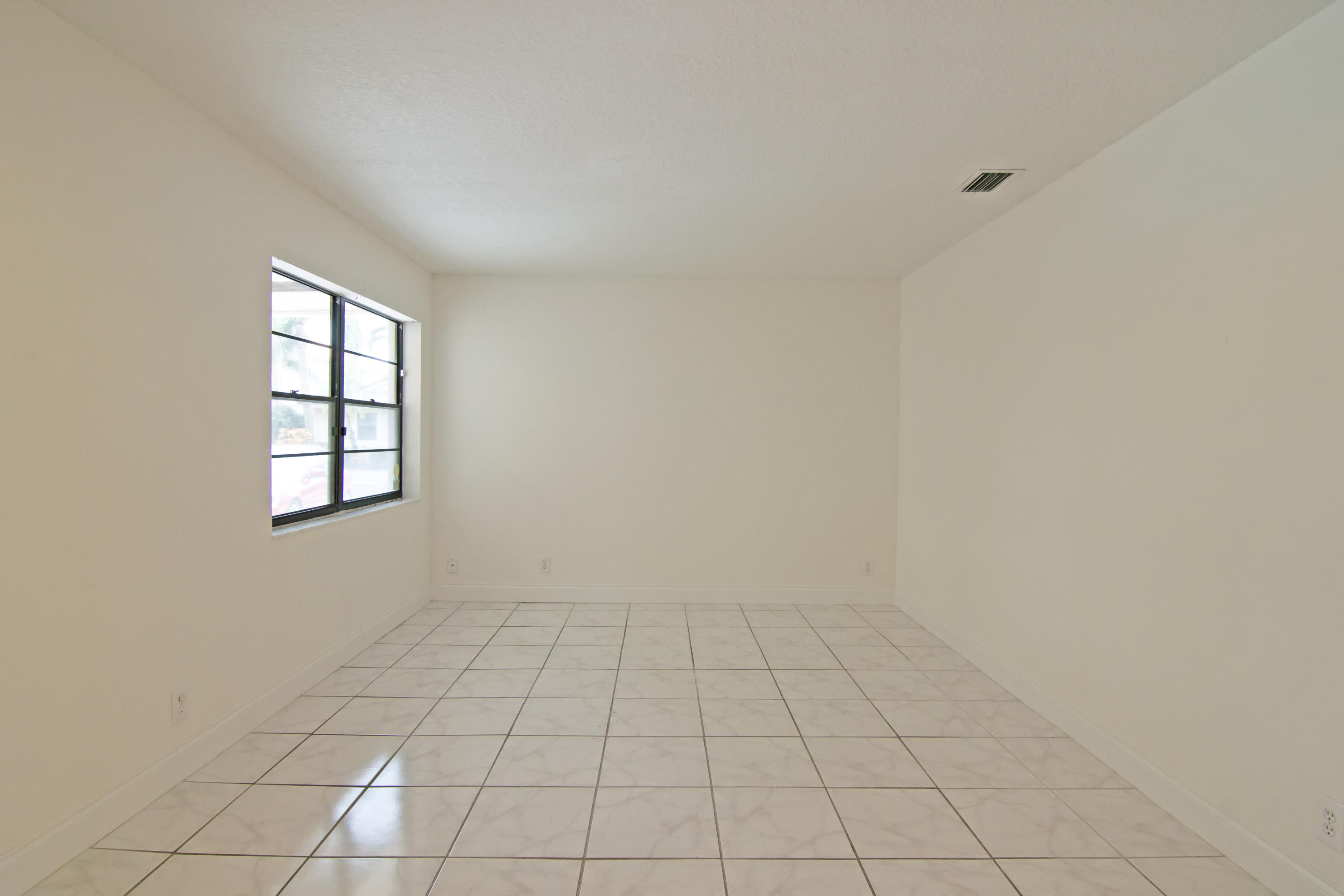 8675 Eagle Run Drive Boca Raton, FL 33434 - Photo 27 of 46 IMG_9350