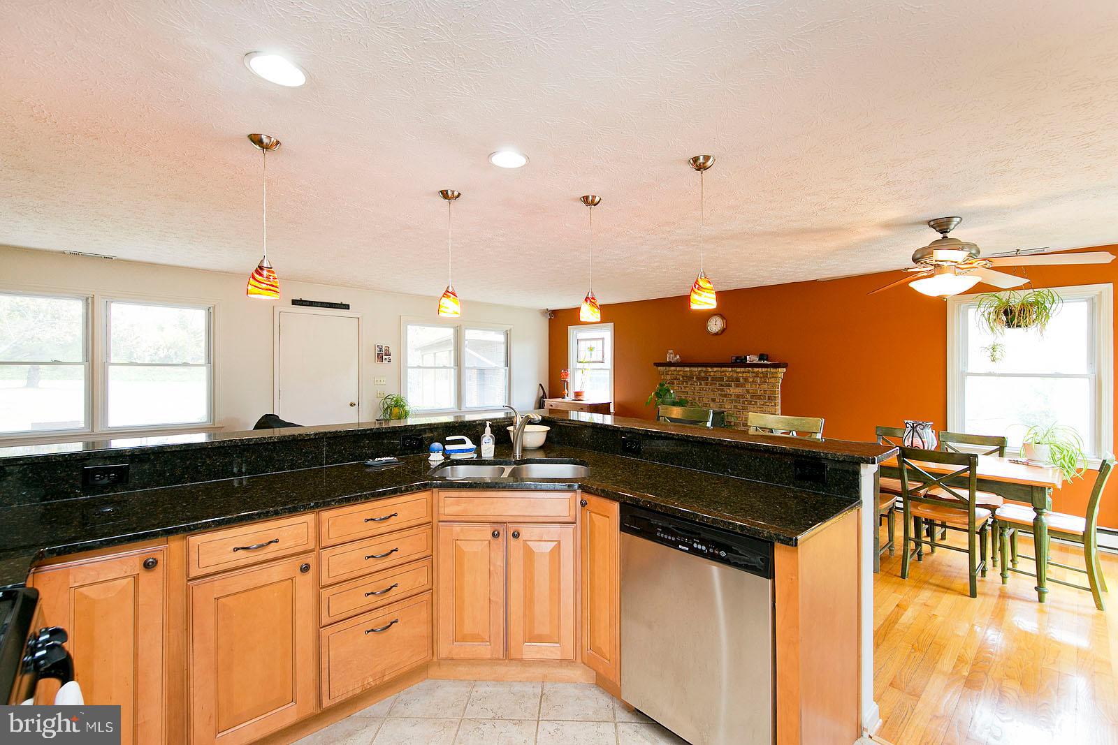 906 McDonald Road Winchester, VA 22602 - Photo 15 of 50 Gallery Image 15