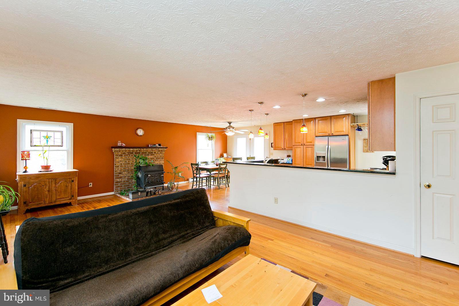906 McDonald Road Winchester, VA 22602 - Photo 7 of 50 Gallery Image 7