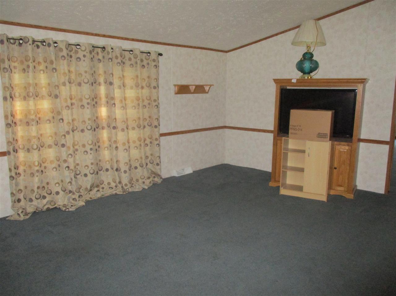 800 West North Union Road Auburn, MI 48611 - Photo 5 of 13 Gallery Image 5