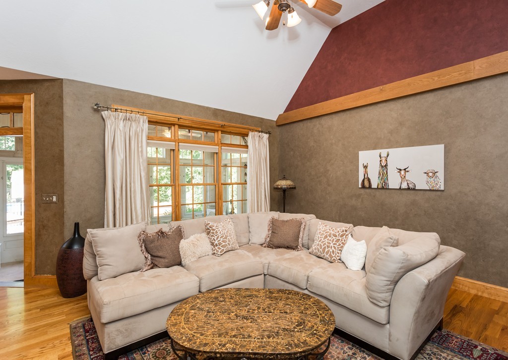 229 Pontoosic Road Westfield, MA 01085 - Photo 12 of 30 Gallery Image 12
