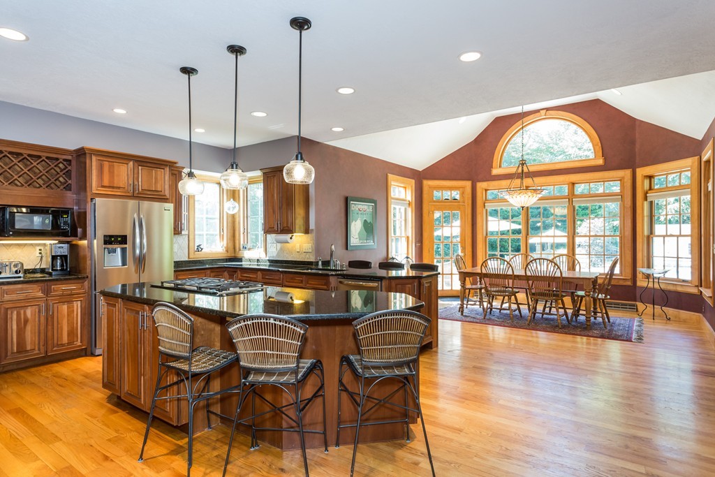 229 Pontoosic Road Westfield, MA 01085 - Photo 16 of 30 Gallery Image 16