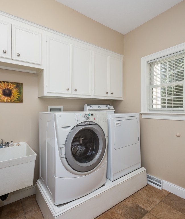 229 Pontoosic Road Westfield, MA 01085 - Photo 18 of 30 Gallery Image 18
