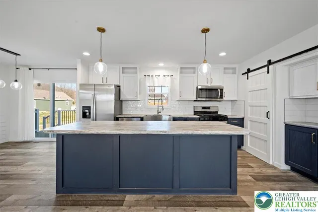 $262,240 | 1410 Heytesbury Road, Walnutport, PA 18088