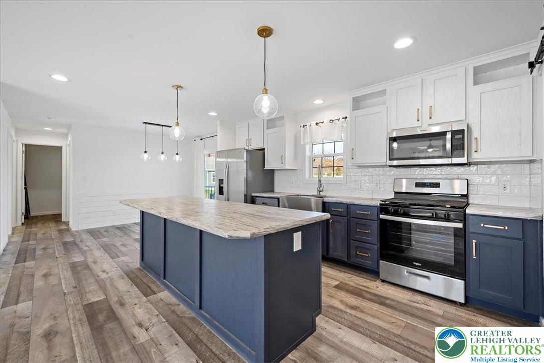 1410 Heytesbury Road Walnutport, PA 18088 - Photo 13 of 32