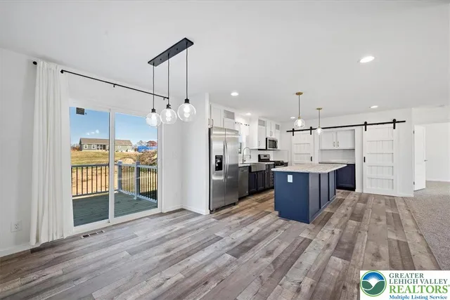 $262,240 | 1410 Heytesbury Road, Walnutport, PA 18088