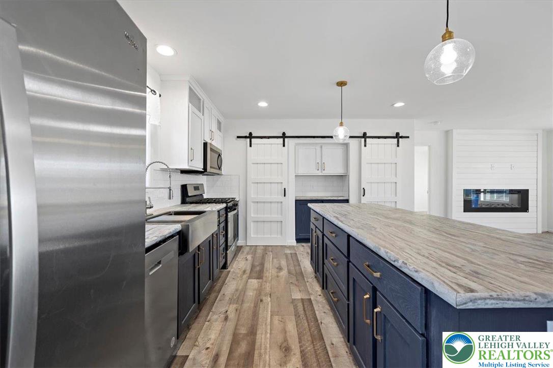 1410 Heytesbury Road Walnutport, PA 18088 - Photo 19 of 32