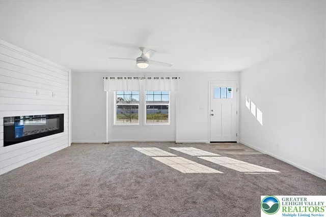 $262,240 | 1410 Heytesbury Road, Walnutport, PA 18088