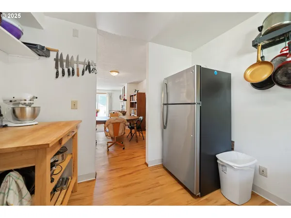 $240,000 | 29700 Southwest Courtside Drive, Unit 40, Wilsonville, OR 97070