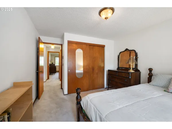 $240,000 | 29700 Southwest Courtside Drive, Unit 40, Wilsonville, OR 97070