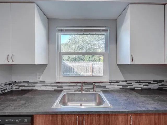 $2,000 | 1007 Sumner Boulevard, Unit B, Safety Harbor, FL 34695