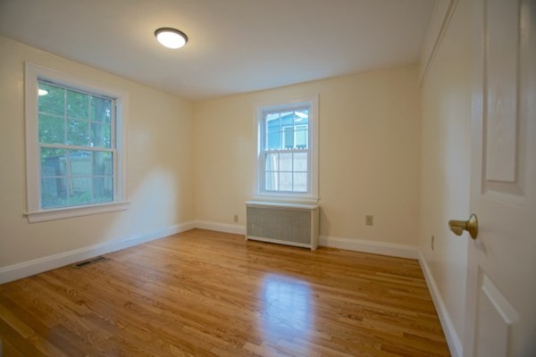 126 Den Quarry Road Lynn, MA 01904 - Photo 12 of 29 Gallery Image 12