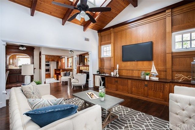 $1,225,000 | 416 East 19th Street, Costa Mesa, CA 92627