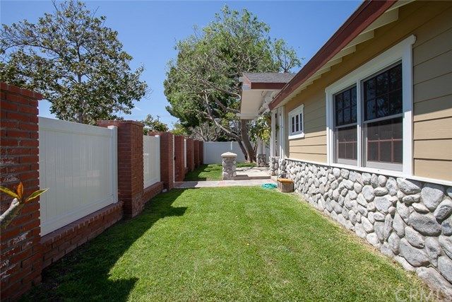 $1,225,000 | 416 East 19th Street, Costa Mesa, CA 92627