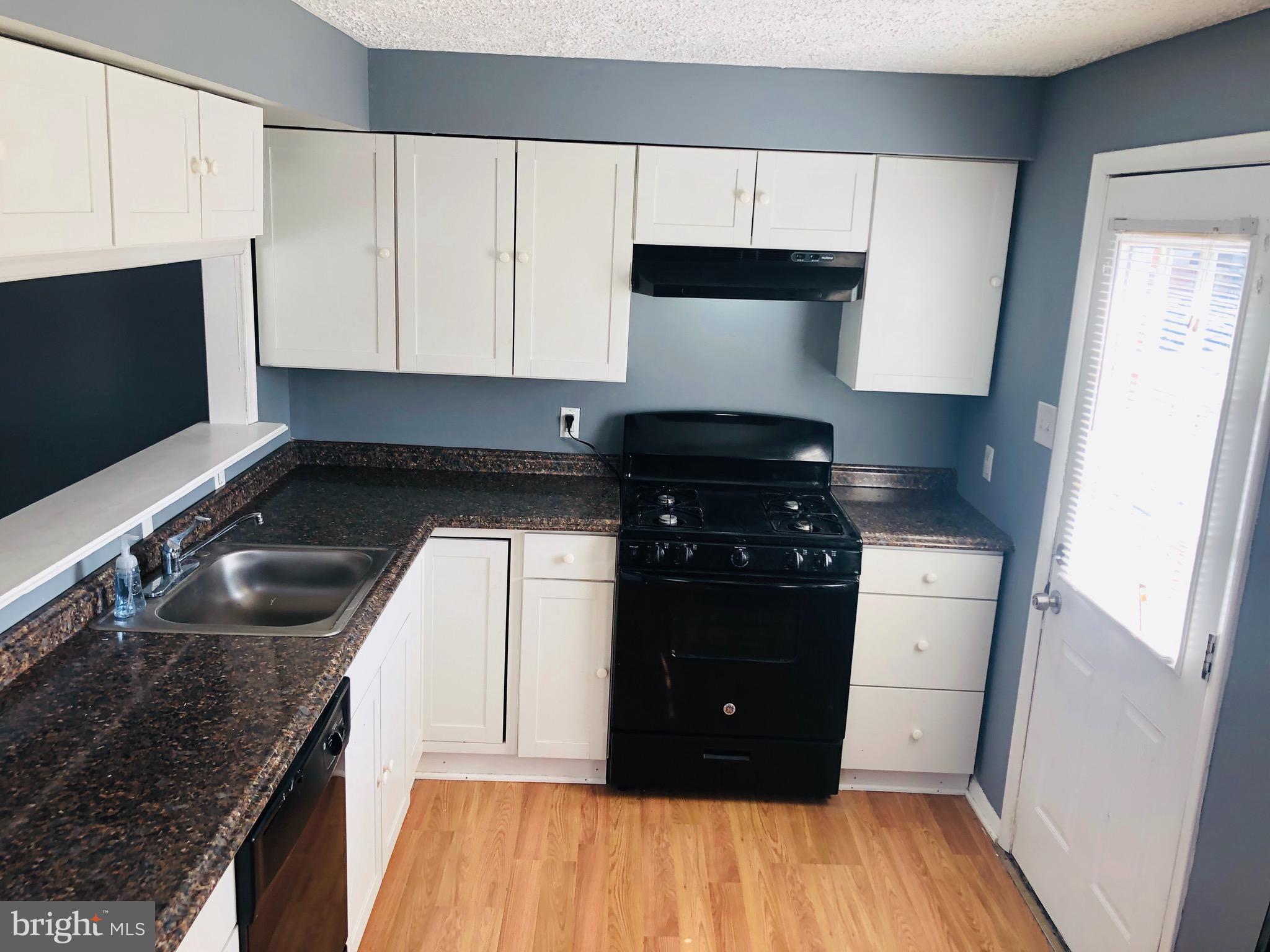 700 Kingston Road Baltimore, MD 21220 - Photo 2 of 6