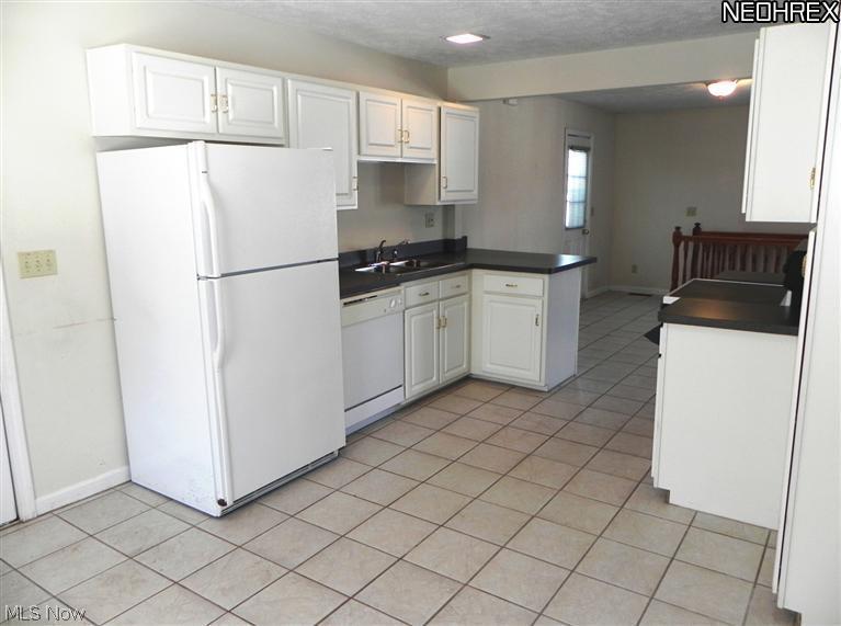 3003 Bishop Road Wickliffe, OH 44092 - Photo 9 of 18 Gallery Image 9