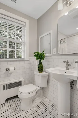 $995,000 | 4512 Bromley Lane, Richmond, VA 23221