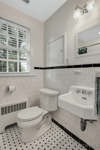 $995,000 | 4512 Bromley Lane, Richmond, VA 23221