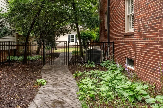 $995,000 | 4512 Bromley Lane, Richmond, VA 23221