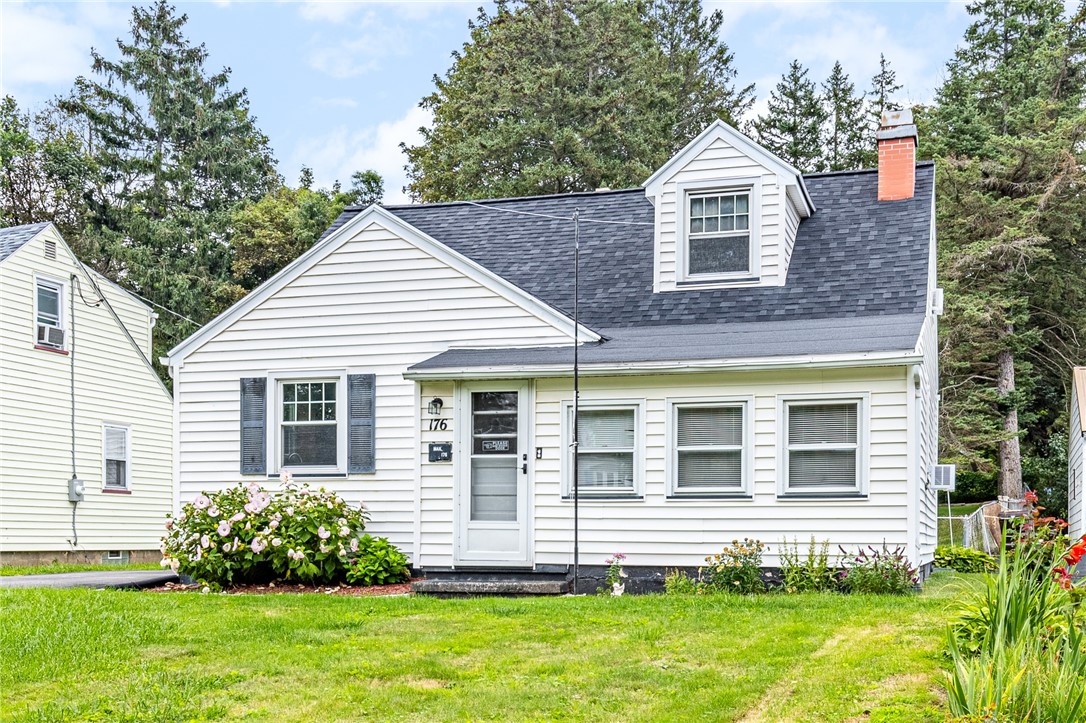 176 Glenbrook Road Greece, NY 14616 - Photo 3 of 46 Gallery Image 3