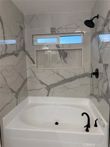 $235,000 | 215 South Sullivan Street, Unit 220, Santa Ana, CA 92704