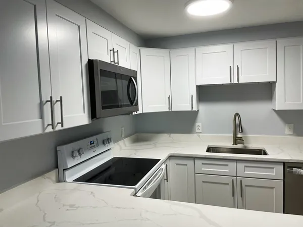 $2,800 | 599 Cambridge Street, Unit 403, Cambridge, MA 02141