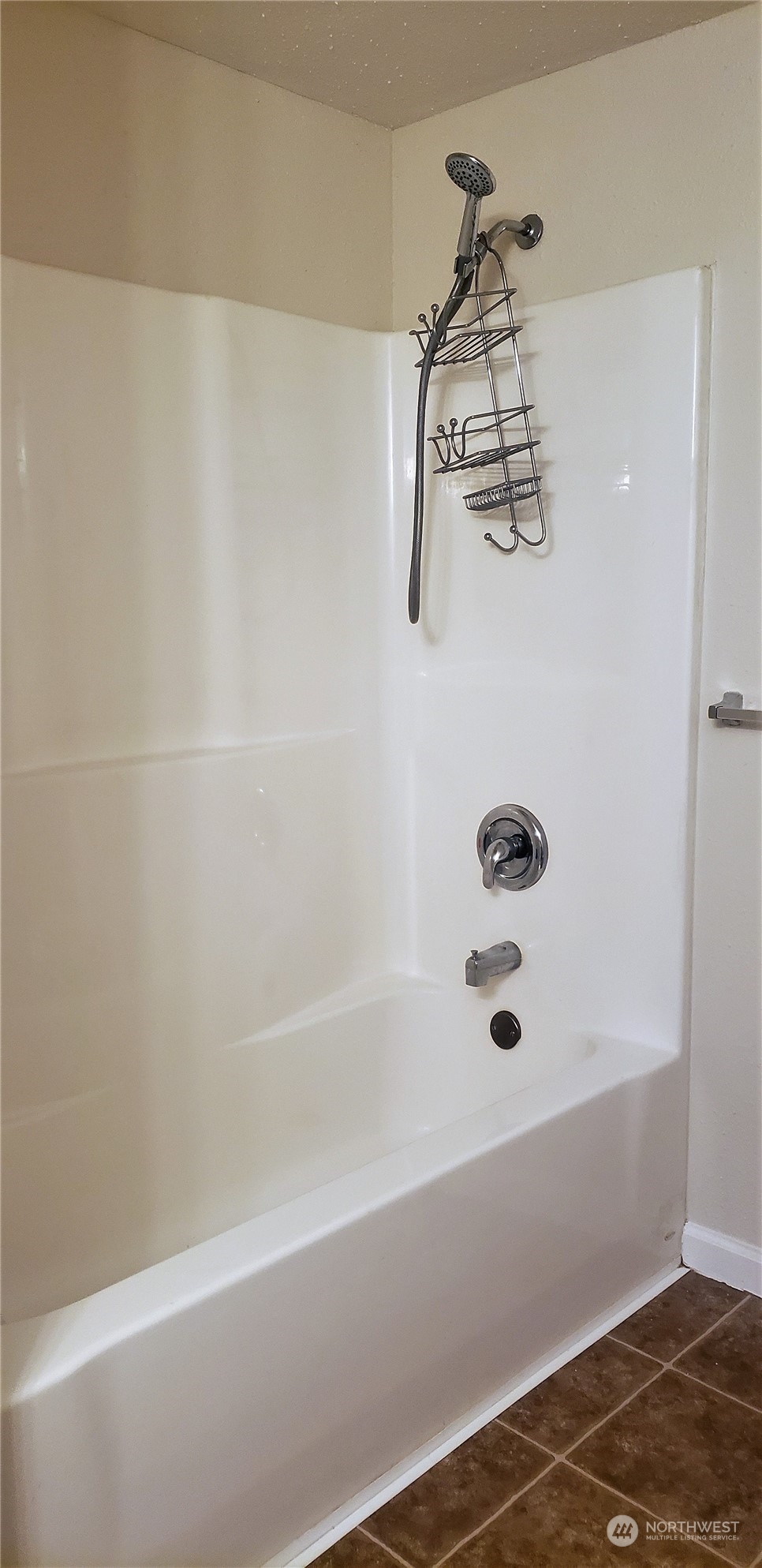 1027 Walnut Street Bremerton, WA 98310 - Photo 8 of 24 Gallery Image 8