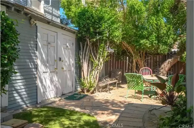 $3,500 | 384 West 15th Street, San Pedro, CA 90731