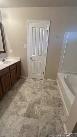 $1,950 | 189 Corral Fence, Cibolo, TX 78108