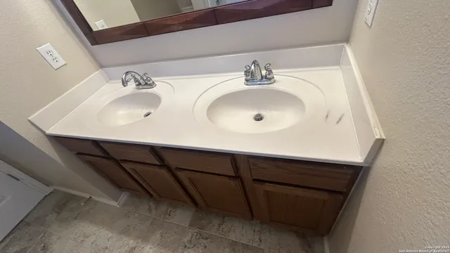 $1,950 | 189 Corral Fence, Cibolo, TX 78108