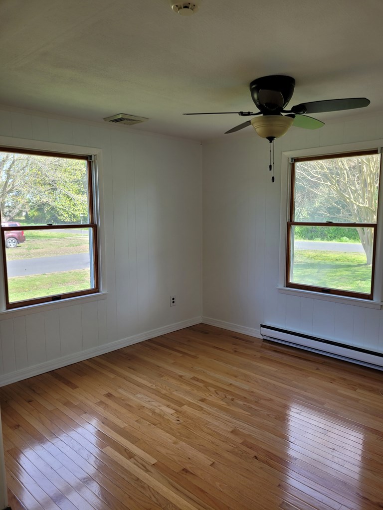 31388 Cedar View Road Painter, VA 23420 - Photo 11 of 37