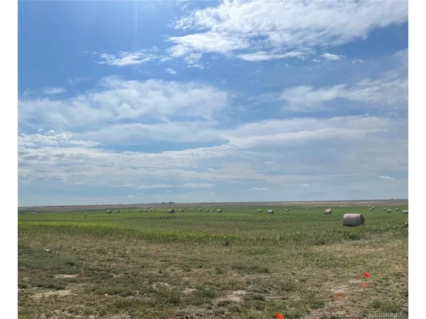 $44,000 | 23 Coyote Trail, Akron, CO 80720