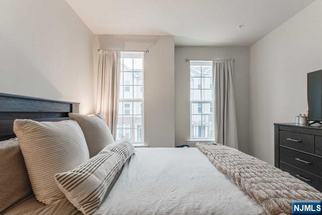 22 Veterans Drive Wood-Ridge, NJ 07075 - Photo 23 of 49